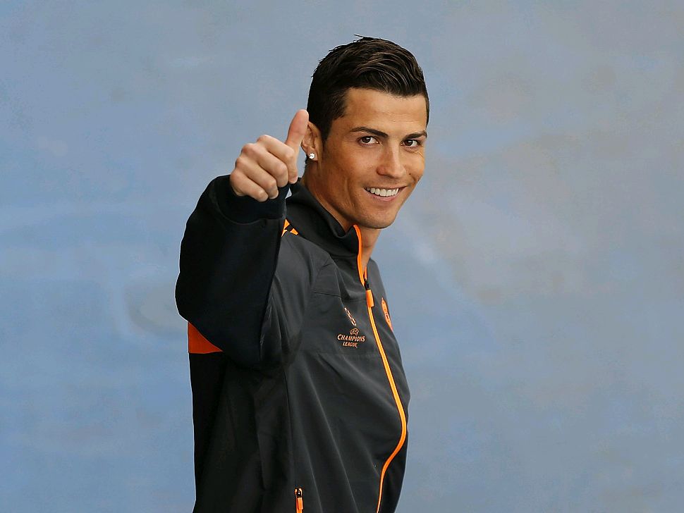 第五个“R”成为现实：巴萨的挑战与未来之路（第五个“R”落地：巴萨的考验与前行之道）