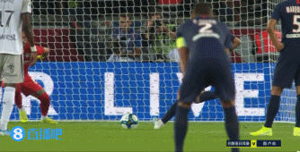 北京时间12月10日凌晨04：00，2025／26赛季欧冠联赛阶段第六轮的一场关键对决将在诺坎普球场上演。（北京时间12月10日04：00，2025／26赛季欧冠第六轮焦点战将在诺坎普打响）