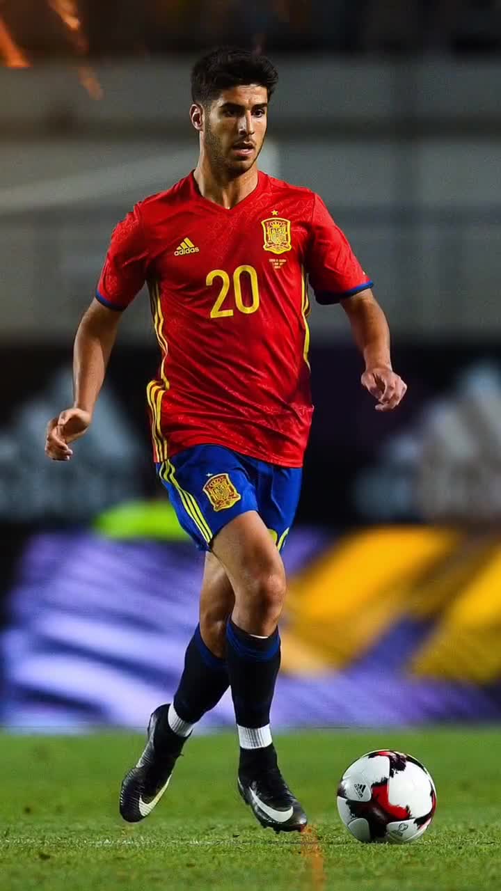 美记：德拉蒙德受伤后在球员通道坐上了轮椅（美媒：德拉蒙德受伤后在球员通道被推上轮椅）