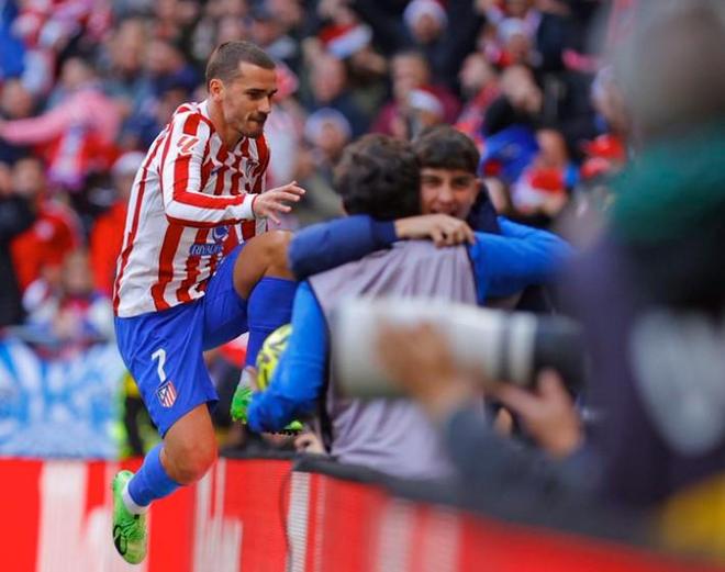 特巴斯：“像皇家马德里那样捏造这么多事情很难”（特巴斯直言：要像皇马那样大量捏造并不容易）