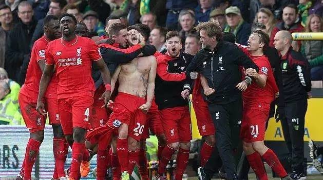 戴奇谈奥多伊：第二球应该是传中，但他平时总能踢出这种效果（戴奇评奥多伊：第二球本意是传中，但他平时也常踢出类似效果）