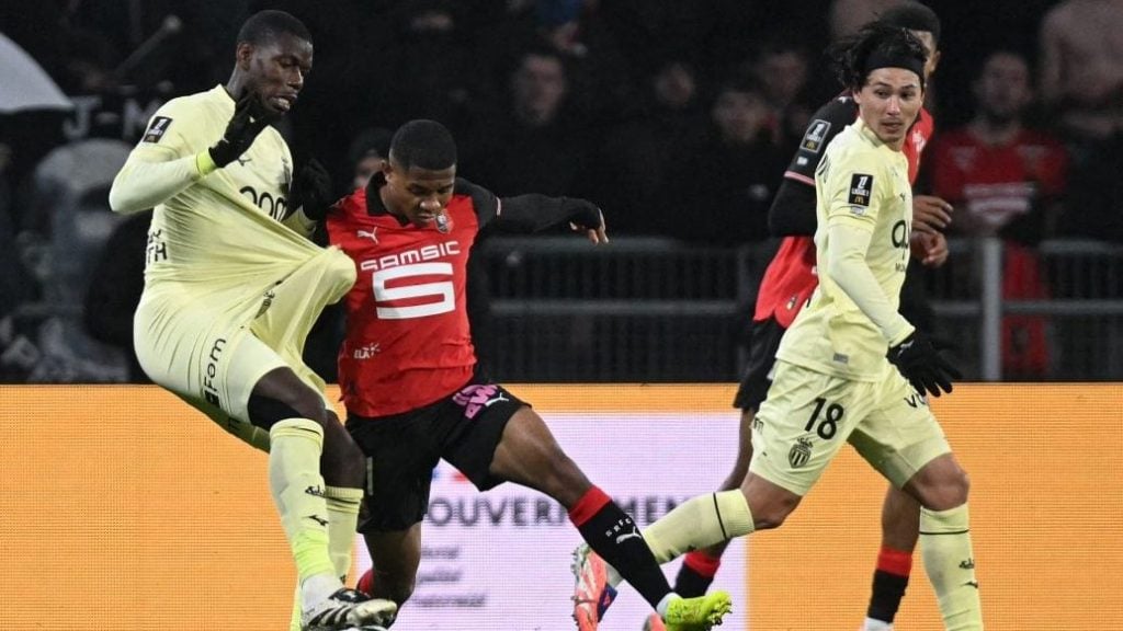 射手榜发生变化，他升至前五（射手榜洗牌，他跻身前五）